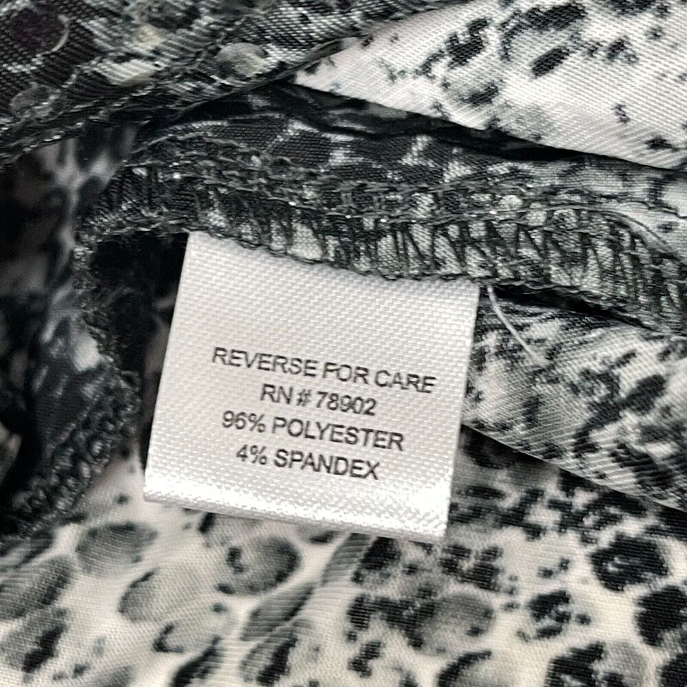Erin London Women's Top Size Medium Black White Gray Snake Print - Picture 11 of 15
